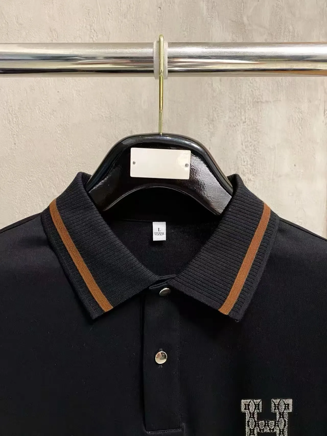 P125， 2026 POLO ， ， ，Classic ！ ， ， ， ！ ， Classic ， ， logo ！ ， ， ， ， ！ ， Premium ， ， ， ， Breathable ， ， ！ ， ， ， ， ， ， ， ， ， ！Size：M-4XL